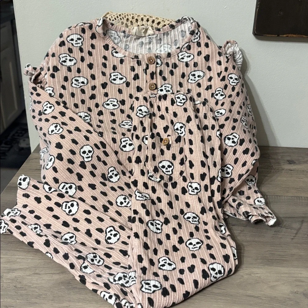 PRE OWNED GIRL'S SIZE 6 Jessica Simpson BLUSH PINK SKULL HALLOWEEN OUTFIT